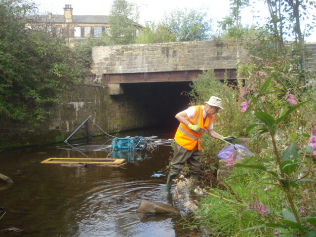 4 2021 09 16 RWF clean up between Morrisons and Heber St