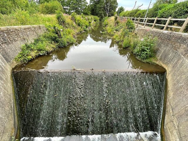 Snake lane weir before A1