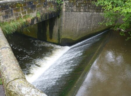 TJ Ecclesbourne weir crop